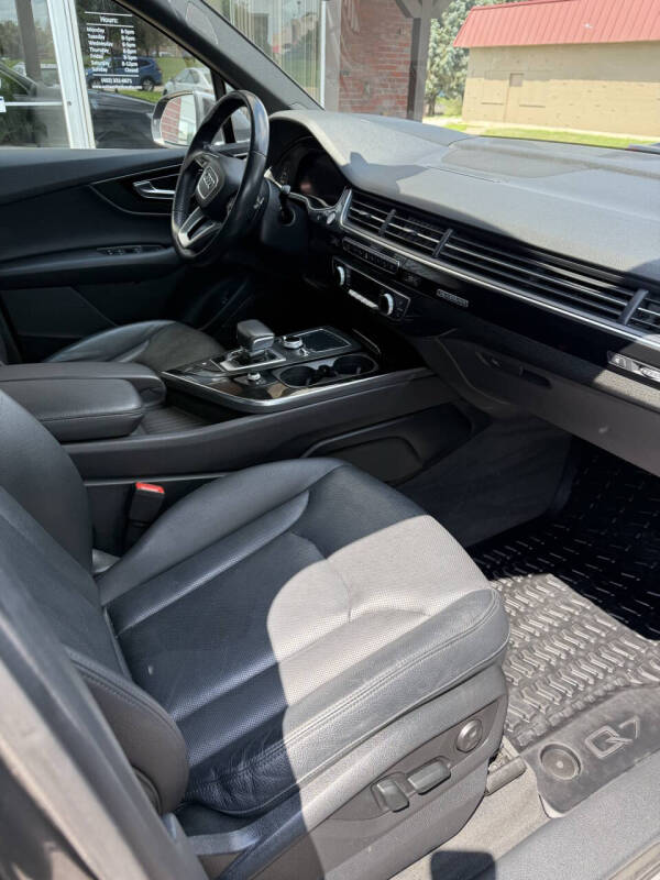 2019 Audi Q7 quattro Prestige 55 TFSI