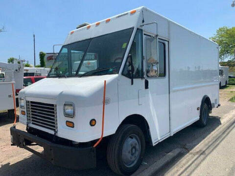 2014 Freightliner MT45 Chassis