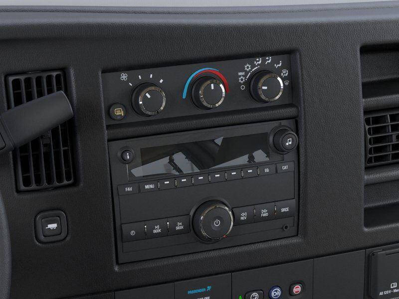 2025 Chevrolet Express 3500