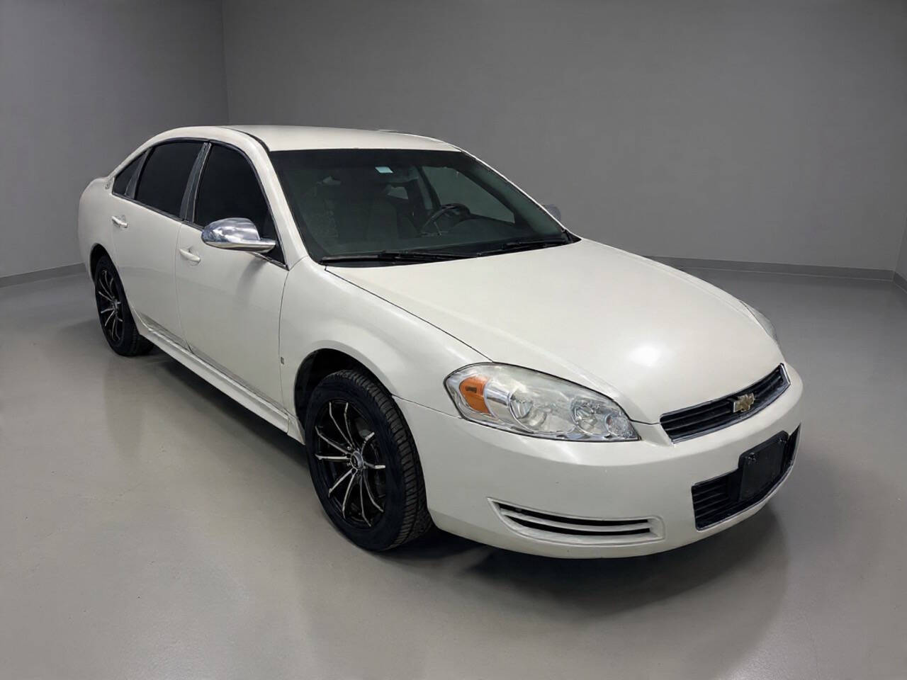 White 2009 Chevrolet Impala LS LS 4dr Sedan 10