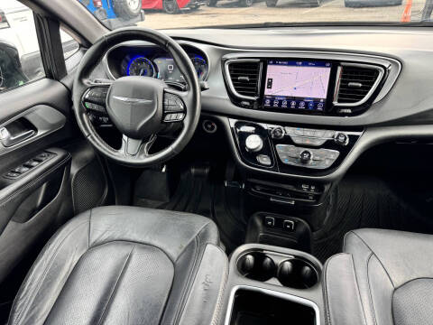 2019 Chrysler Pacifica Touring L Plus
