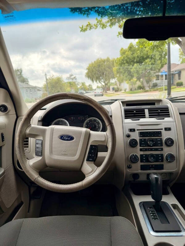 2009 Ford Escape XLT