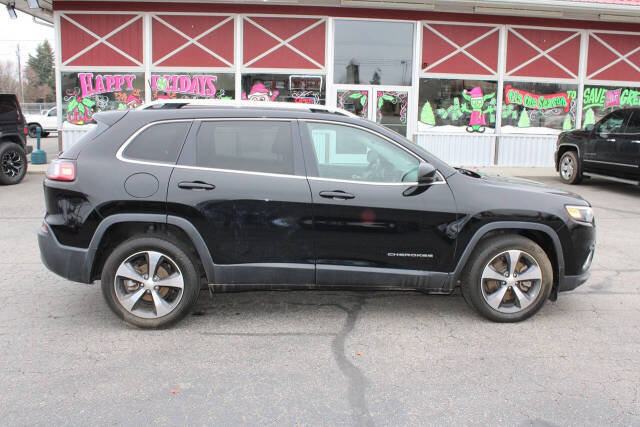 2020 Jeep Cherokee for sale at Jennifer's Auto Sales & Service in Spokane Valley, WA