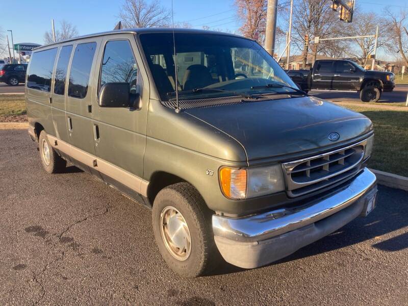 2002 Ford E-Series for sale at KOB Auto SALES in Hatfield PA
