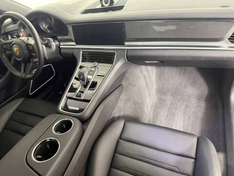 2023 Porsche Panamera