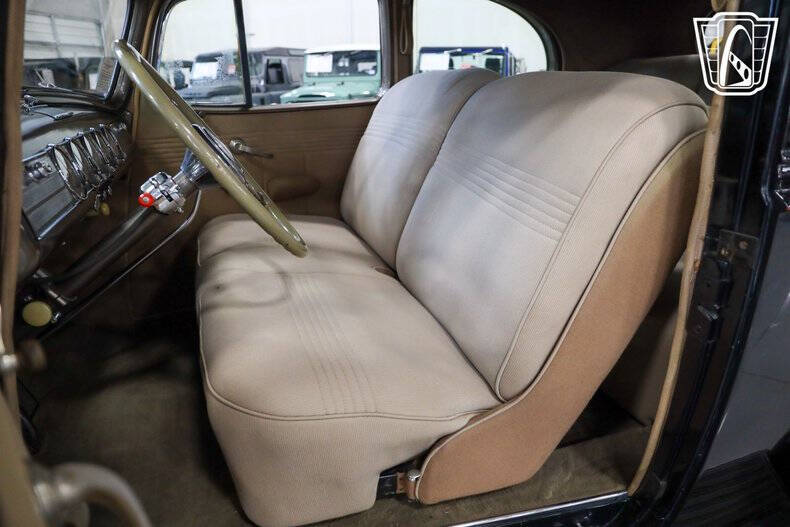 1938 Packard Super Eight