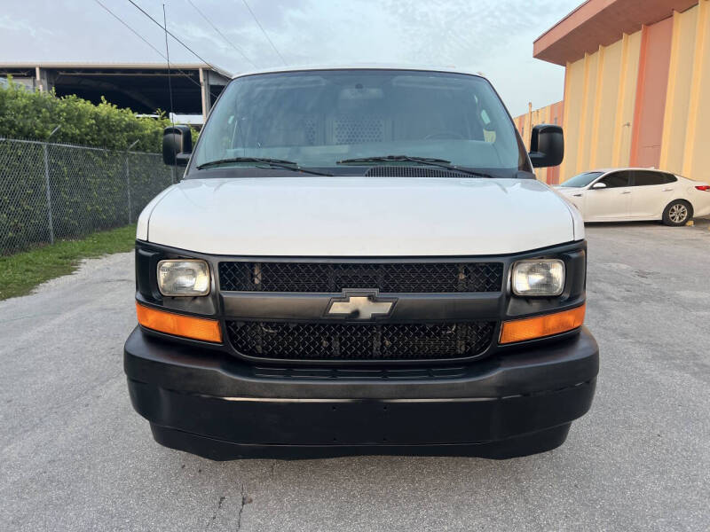 2017 Chevrolet Express 2500
