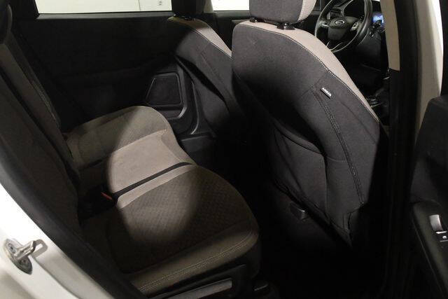 2022 Ford Escape Hybrid SE