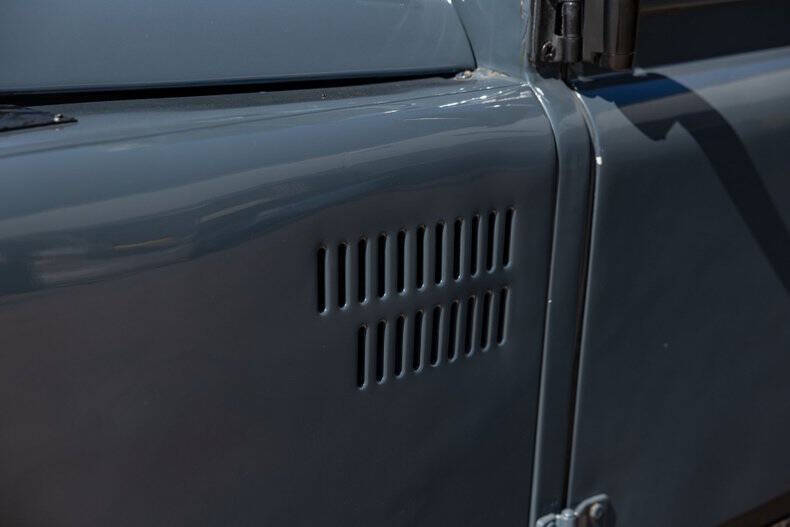 1983 Land Rover Santana