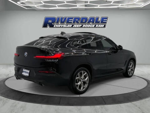 2021 BMW X4 xDrive30i