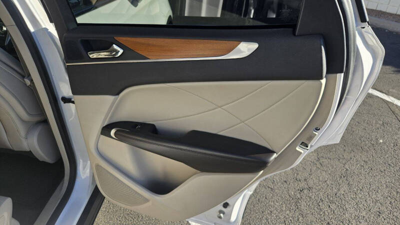 2019 Lincoln MKC Select