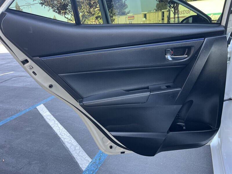 2017 Toyota Corolla SE