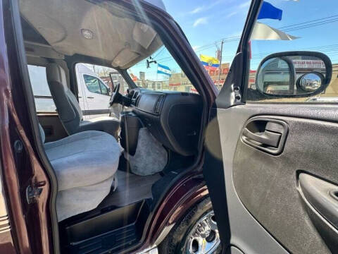 2003 Dodge Ram Van 1500