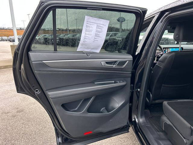 2024 Volkswagen Atlas Cross Sport SE 4Motion