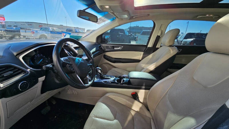 2018 Ford Edge Titanium