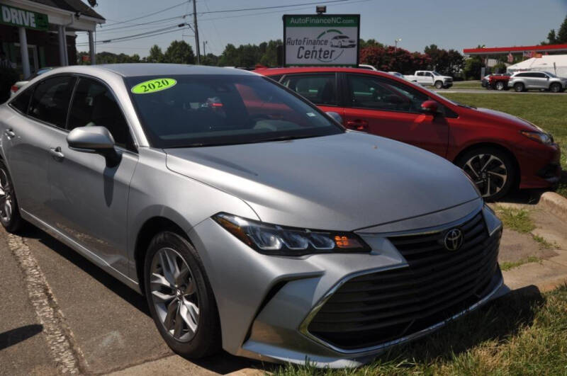2020 Toyota Avalon XLE