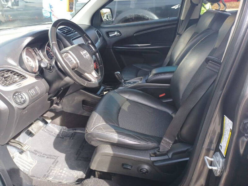 2020 Dodge Journey Crossroad