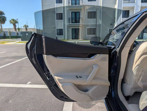 2014 Maserati Ghibli S Q4