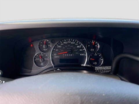 2024 Chevrolet Express 2500