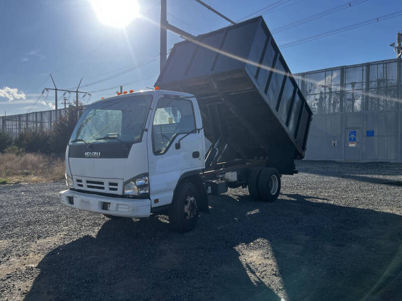 2007 Isuzu NPR