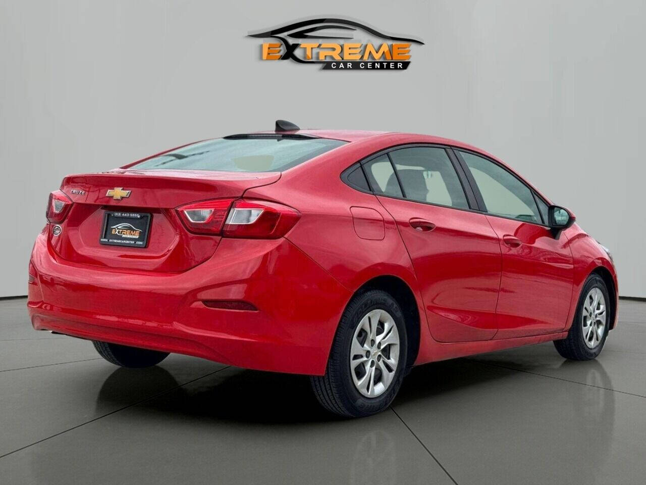 2019 Chevrolet Cruze for sale at Extreme Car Center in Detroit, MI