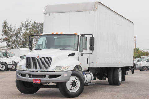 2018 International DuraStar 4300