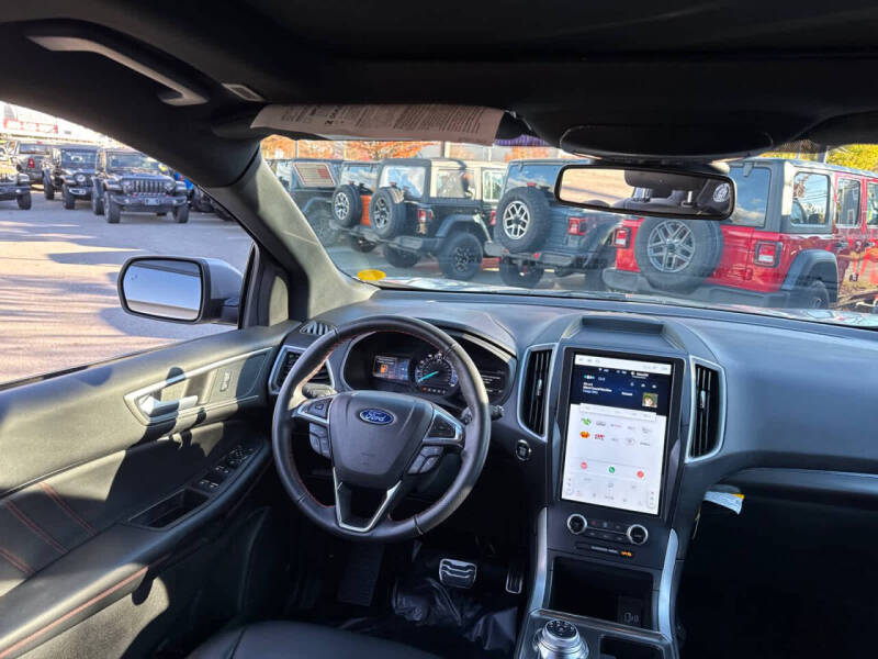 2024 Ford Edge ST-Line