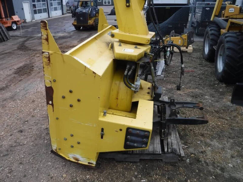 2012 John Deere 5083 EN