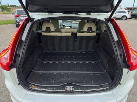 2016 Volvo XC60 T6 Drive-E Platinum
