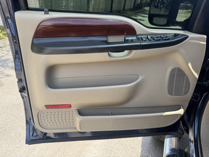 2005 Ford F-250 Super Duty Lariat