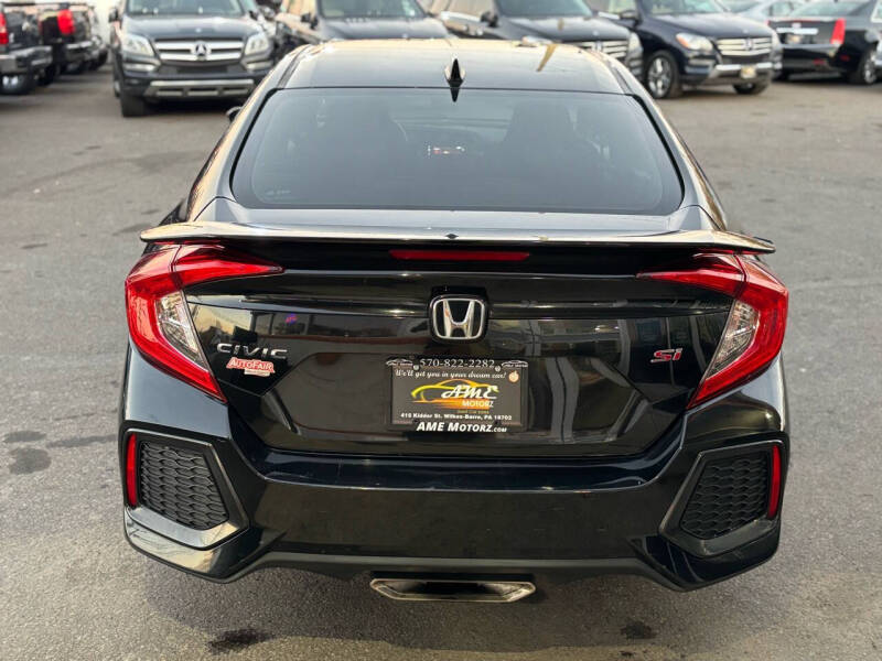 2018 Honda Civic Si photo 16