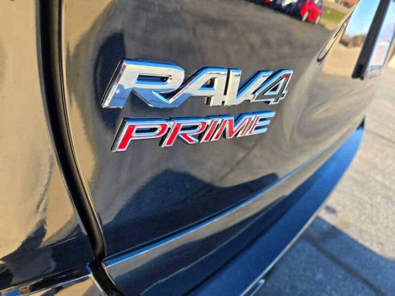 2024 Toyota RAV4 Prime SE