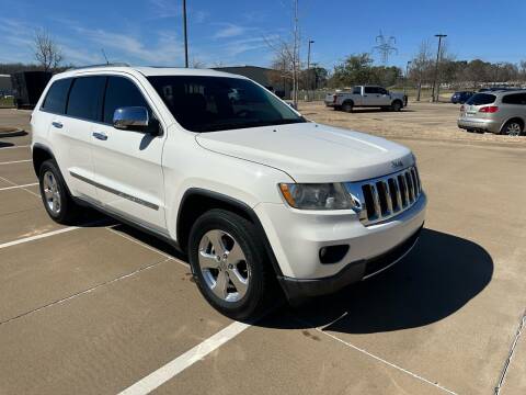 2012 Jeep Grand Cherokee for sale at Preferred Auto Sales in Whitehouse TX