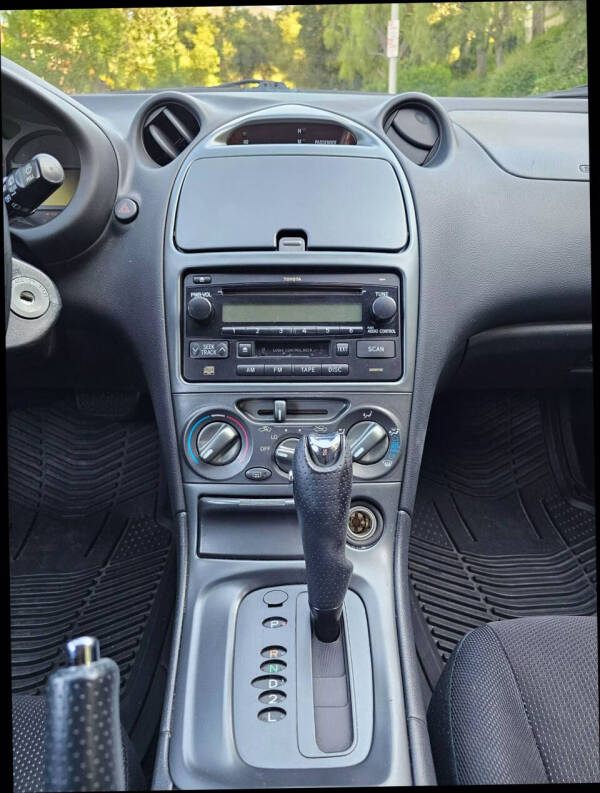 2003 Toyota Celica GT