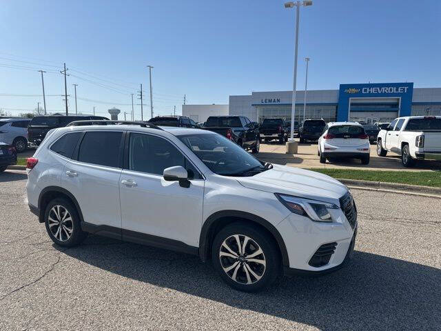 Used 2024 Subaru Forester Limited with VIN JF2SKALC0RH480247 for sale in Bloomington, IL