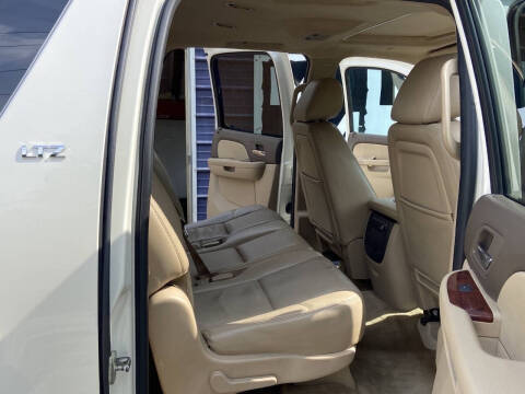2014 Chevrolet Suburban LTZ