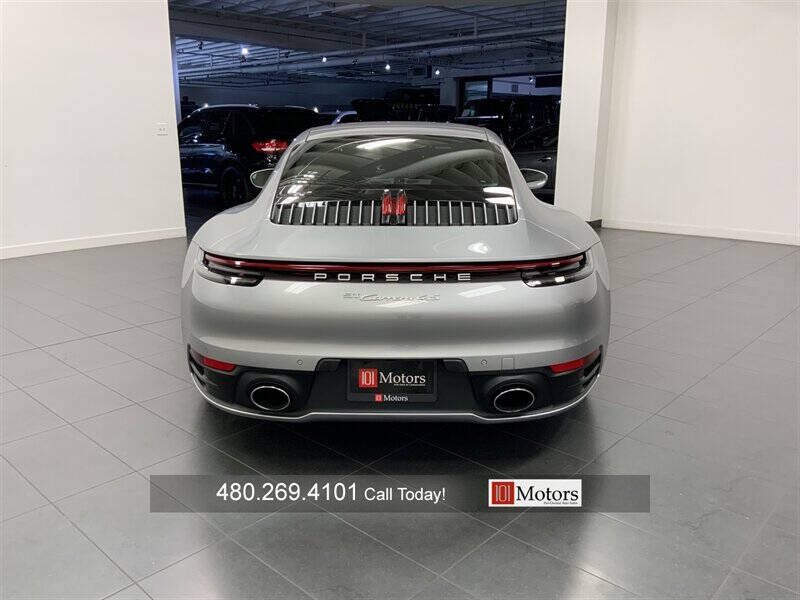 2020 Porsche 911 Carrera 4S