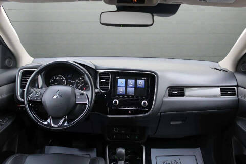 2020 Mitsubishi Outlander SEL