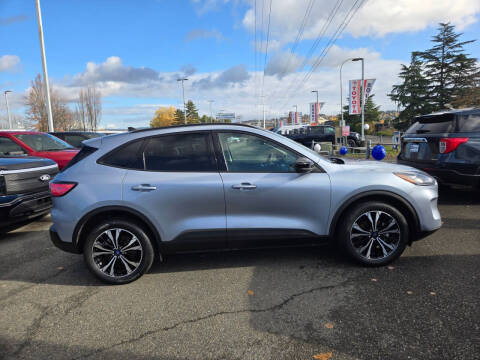 2022 Ford Escape SEL