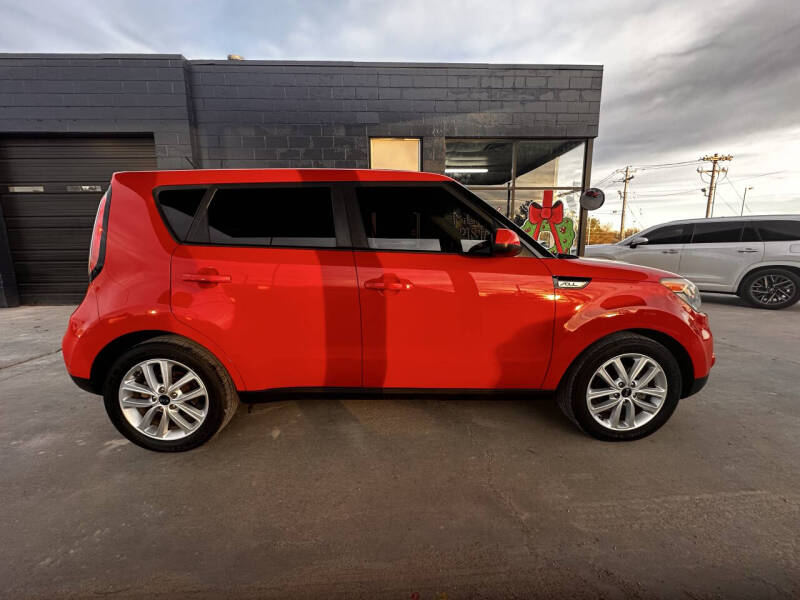 2018 Kia Soul +