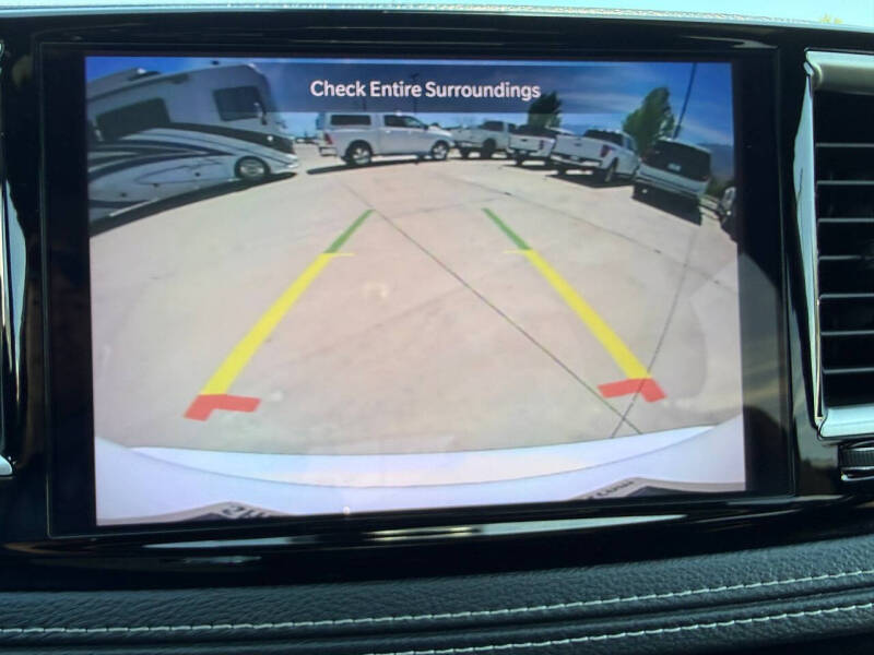 2024 Chrysler Pacifica Touring