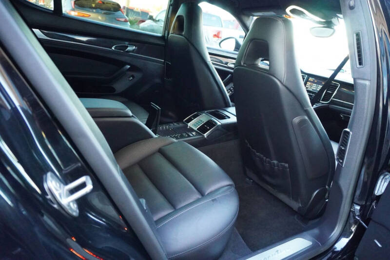 2014 Porsche Panamera Turbo Executive