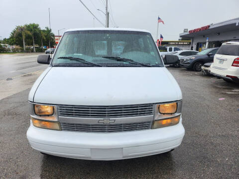 2000 Chevrolet Astro for sale at 1st Klass Auto Sales in Hollywood FL
