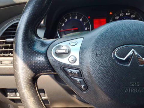 2010 Infiniti FX35