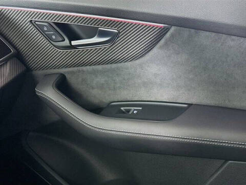 2025 Audi SQ7 4.0T quattro Premium Plus