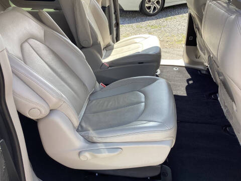 2021 Chrysler Pacifica Hybrid Touring L