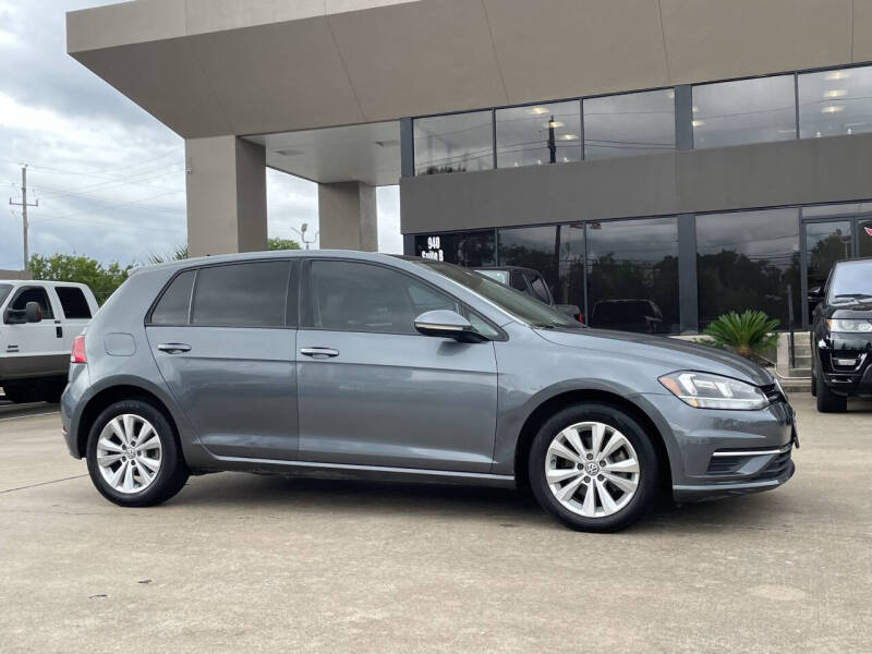 2020 Volkswagen Golf TSI