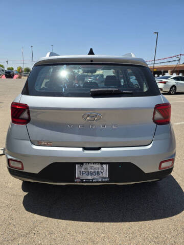 2021 Hyundai Venue SEL