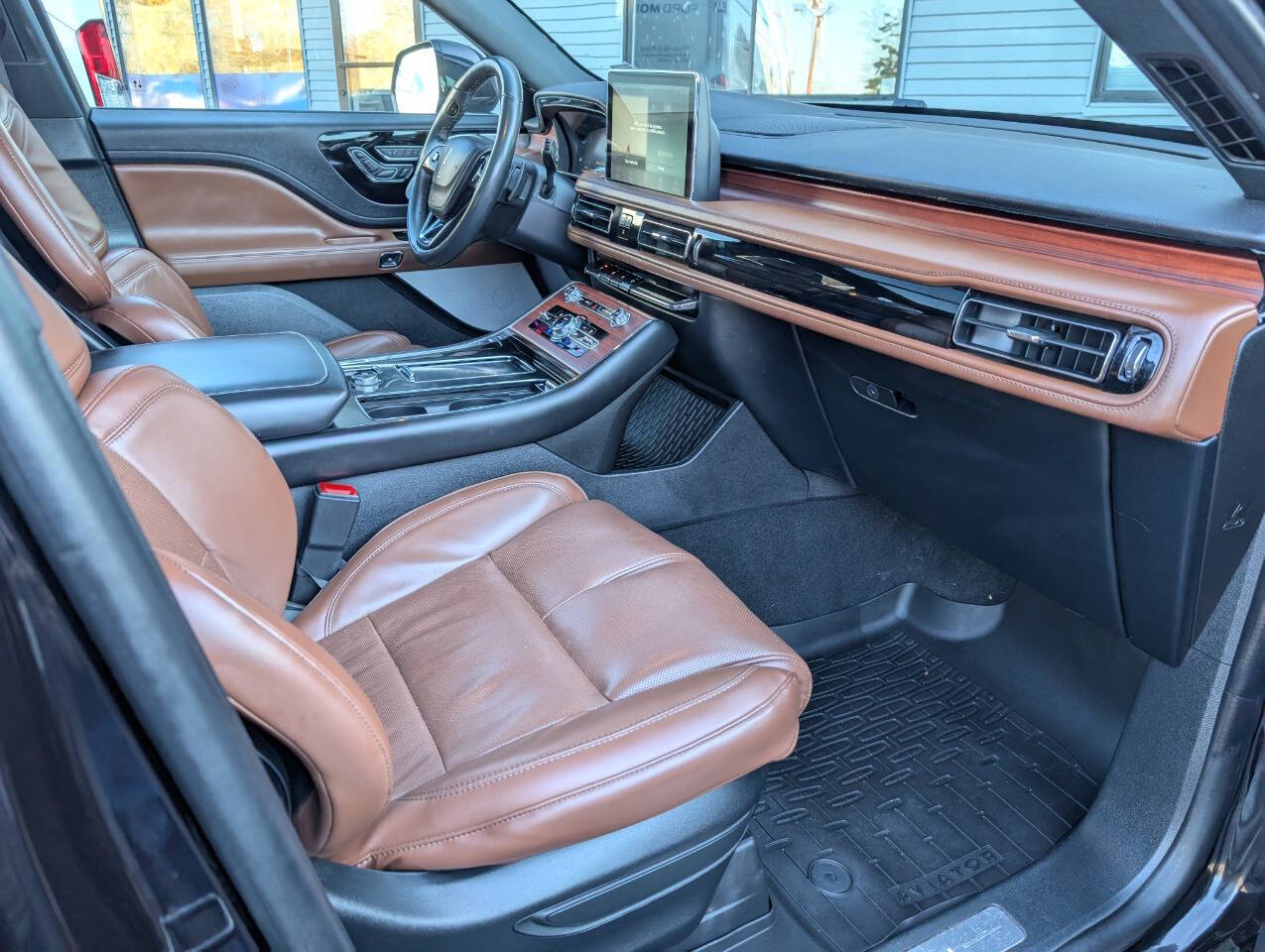 used 2022 Lincoln Aviator car, priced at $36,999