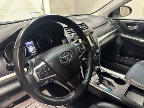 2015 Toyota Camry SE